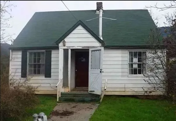 Farm house before renovation