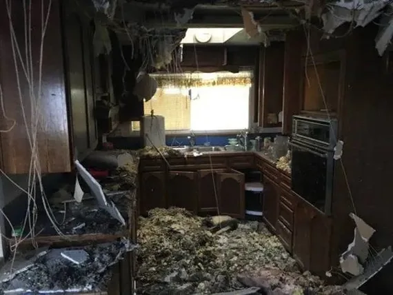 Kitchen before renovation